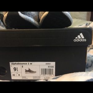 Adidas Alphabounce running shoe
